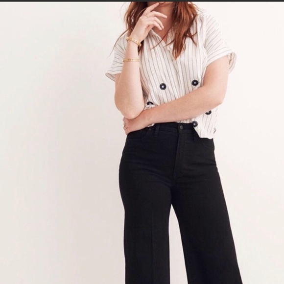 Madewell Tops - Madewell striped button down with embroidery